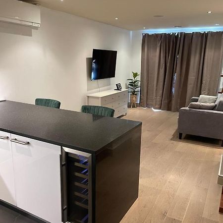 Imperial Wharf Chelsea Apartment Octavia House ロンドン エクステリア 写真