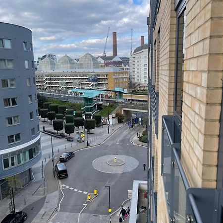 Imperial Wharf Chelsea Apartment Octavia House ロンドン エクステリア 写真